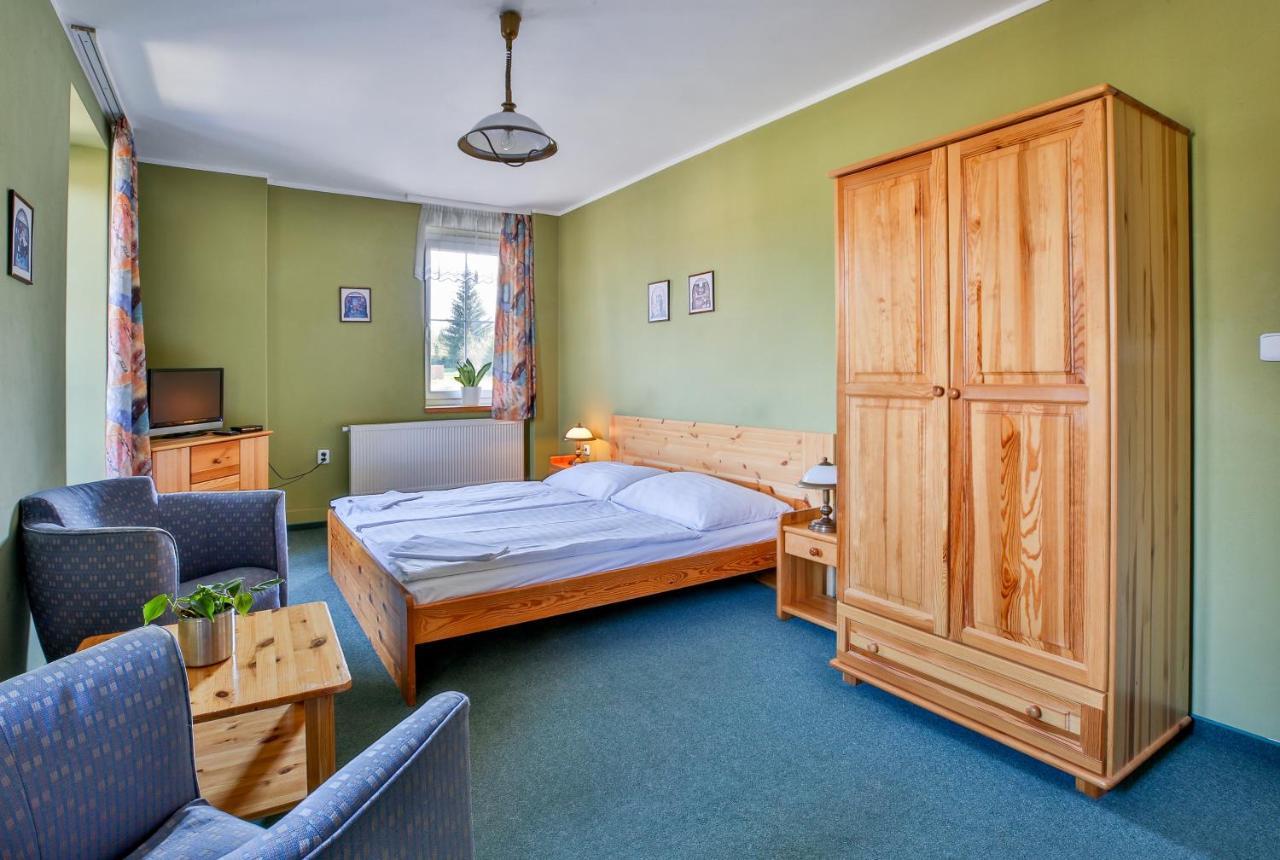 Penzion Vyton Hotel Predni Vyton Luaran gambar